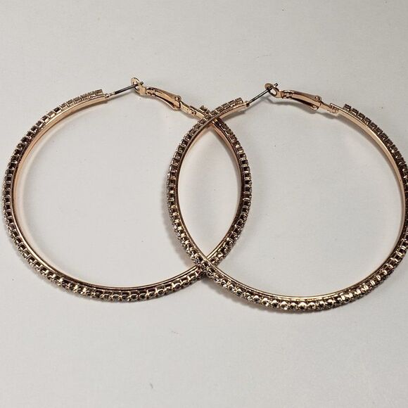 Women's Rose Gold Hoop Earrings w/ Swarovski Elements – Elegant Fashion Jewelry - Picture 4 of 5